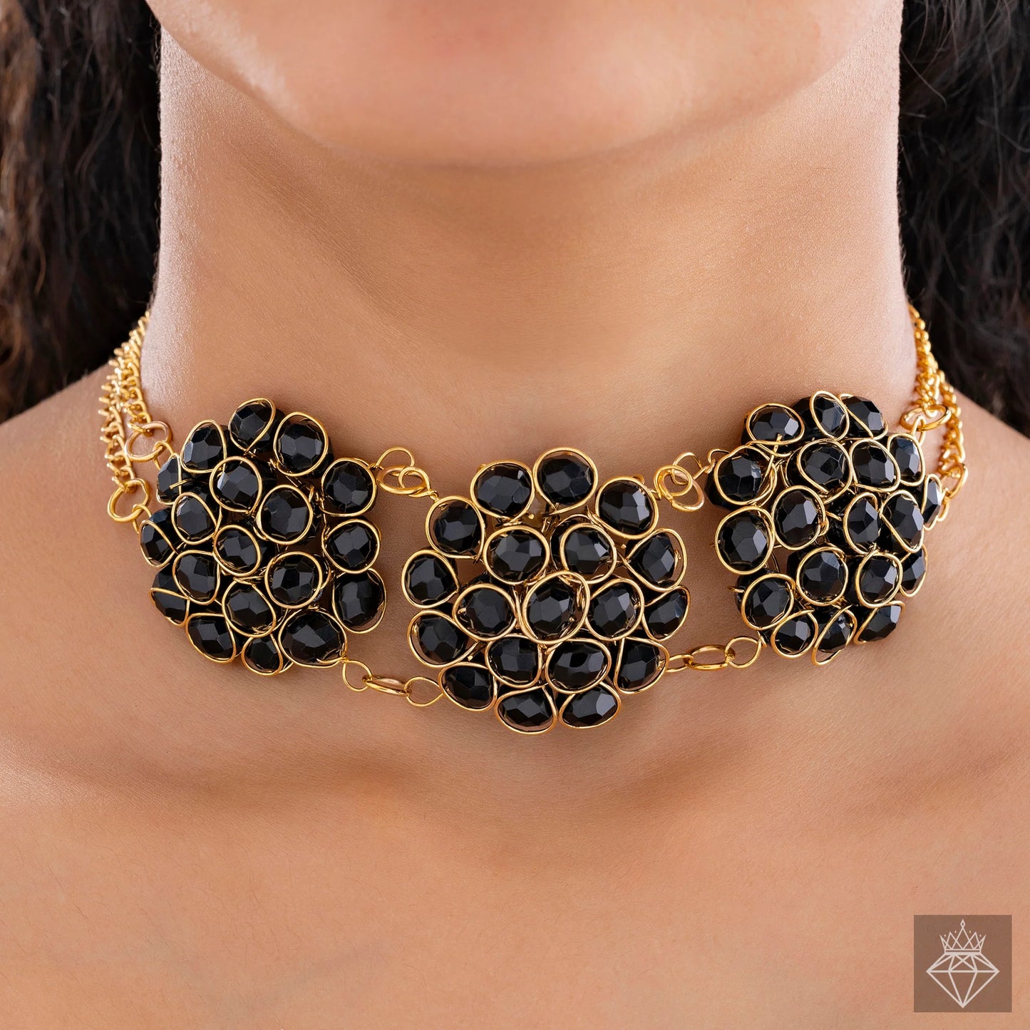 AUROZI Stunning Black Crystal Beads Gold Choker Necklace Set With Earrings