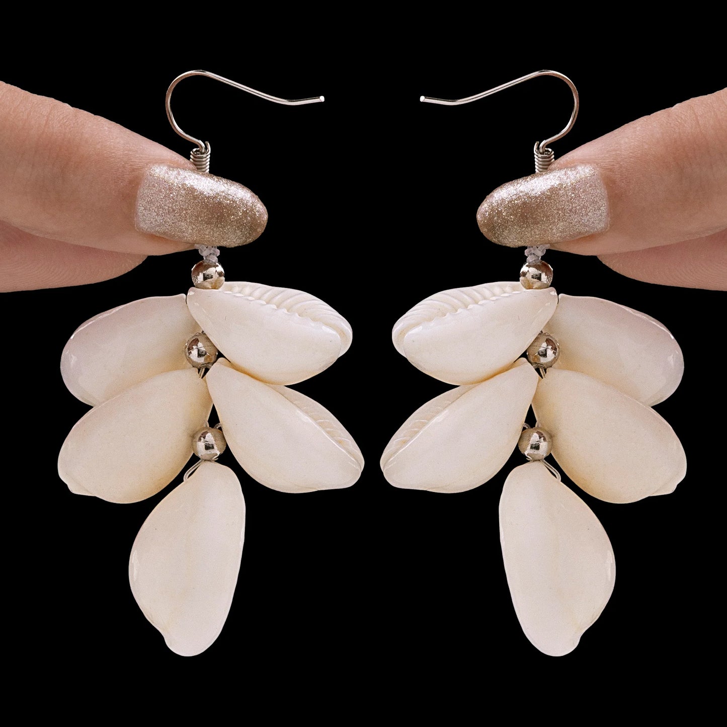 AUROZI Bunch of Cowrie Shell Danglers
