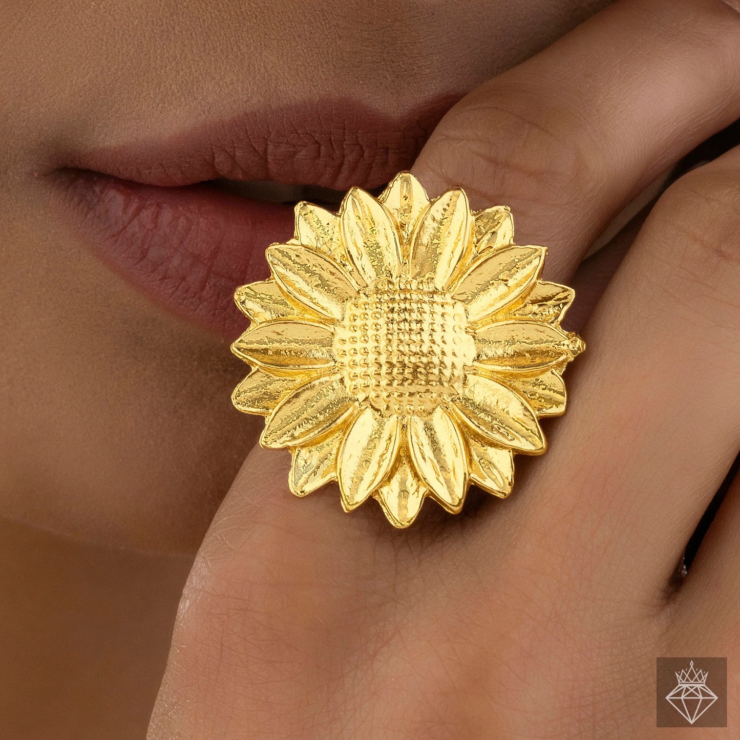 AUROZI 🌸 Anti-Tarnish Golden Flower Ring – Adjustable Size