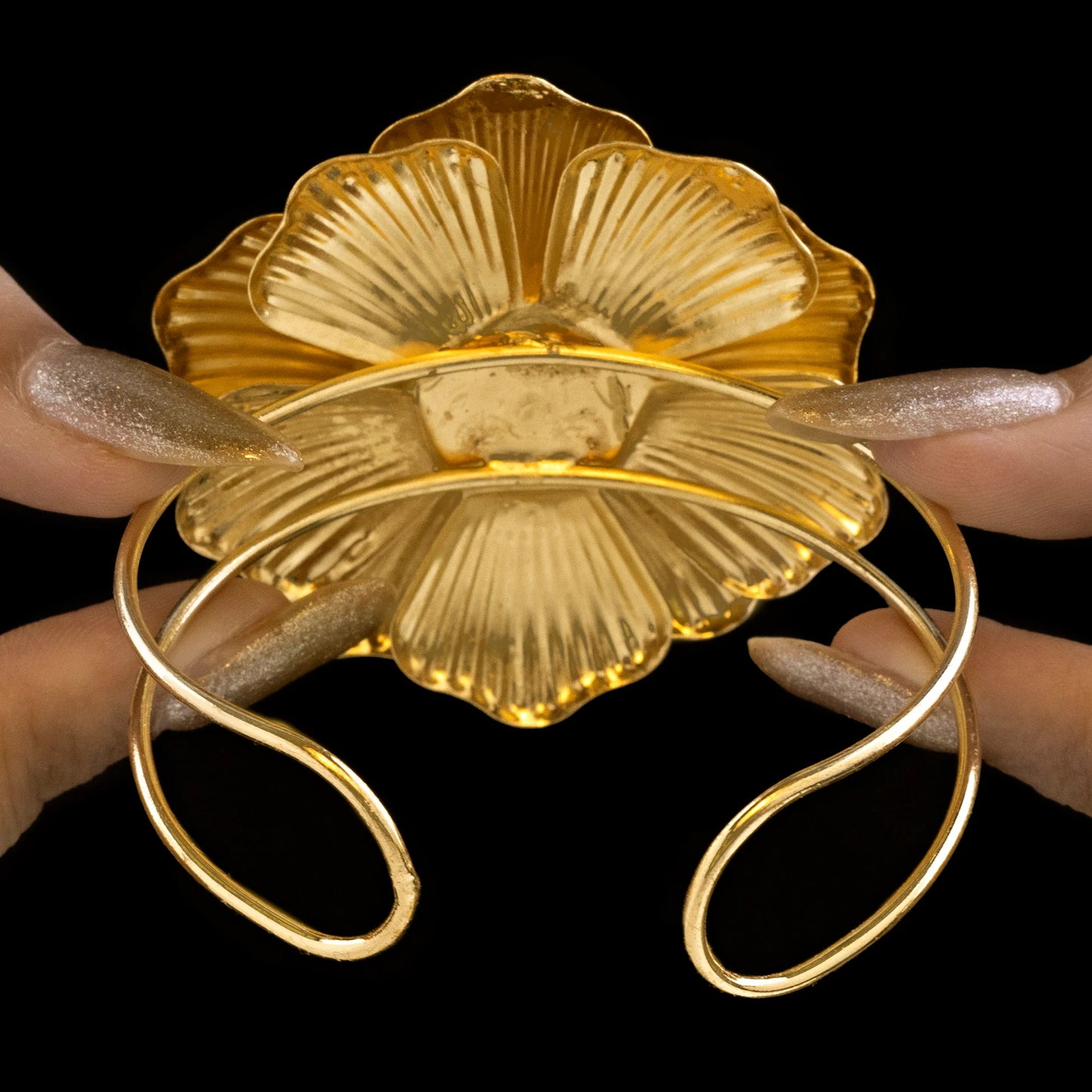 AUROZI Anti-Tarnish Emerald Flower Super Saver Pack Of Necklace Set With Ring, Bracelet (Adjustable Size)