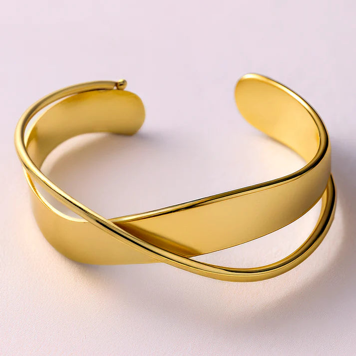 AUROZI Anti-Tarnish Golden Bangle Bracelet (Adjustable Size)
