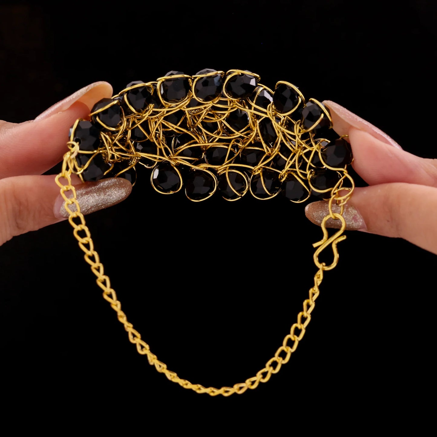 AUROZI Spectacular Black Crystal Stone Bracelet