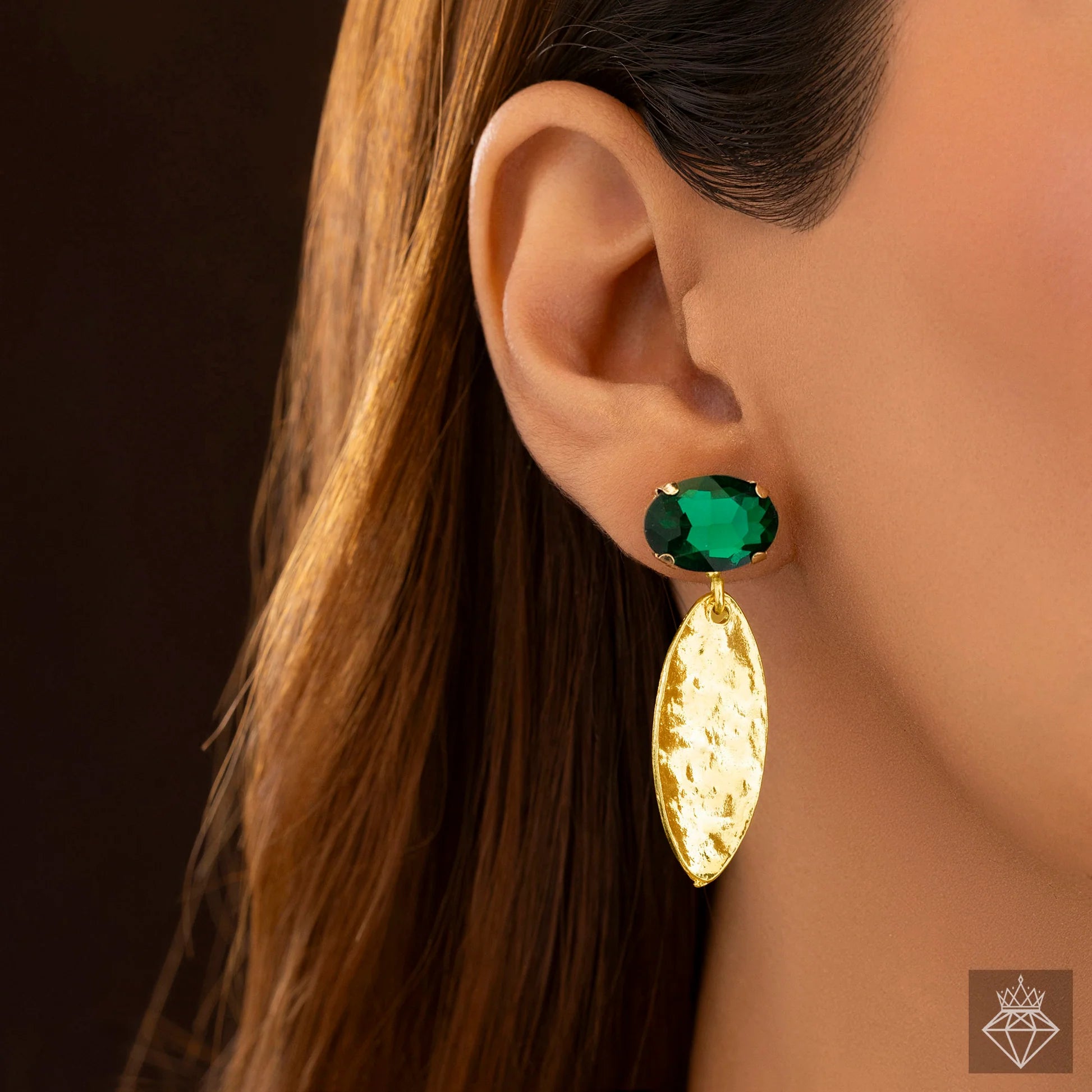 AUROZI Anti-Tarnish Marquise Emerald Necklace Set With Earrings