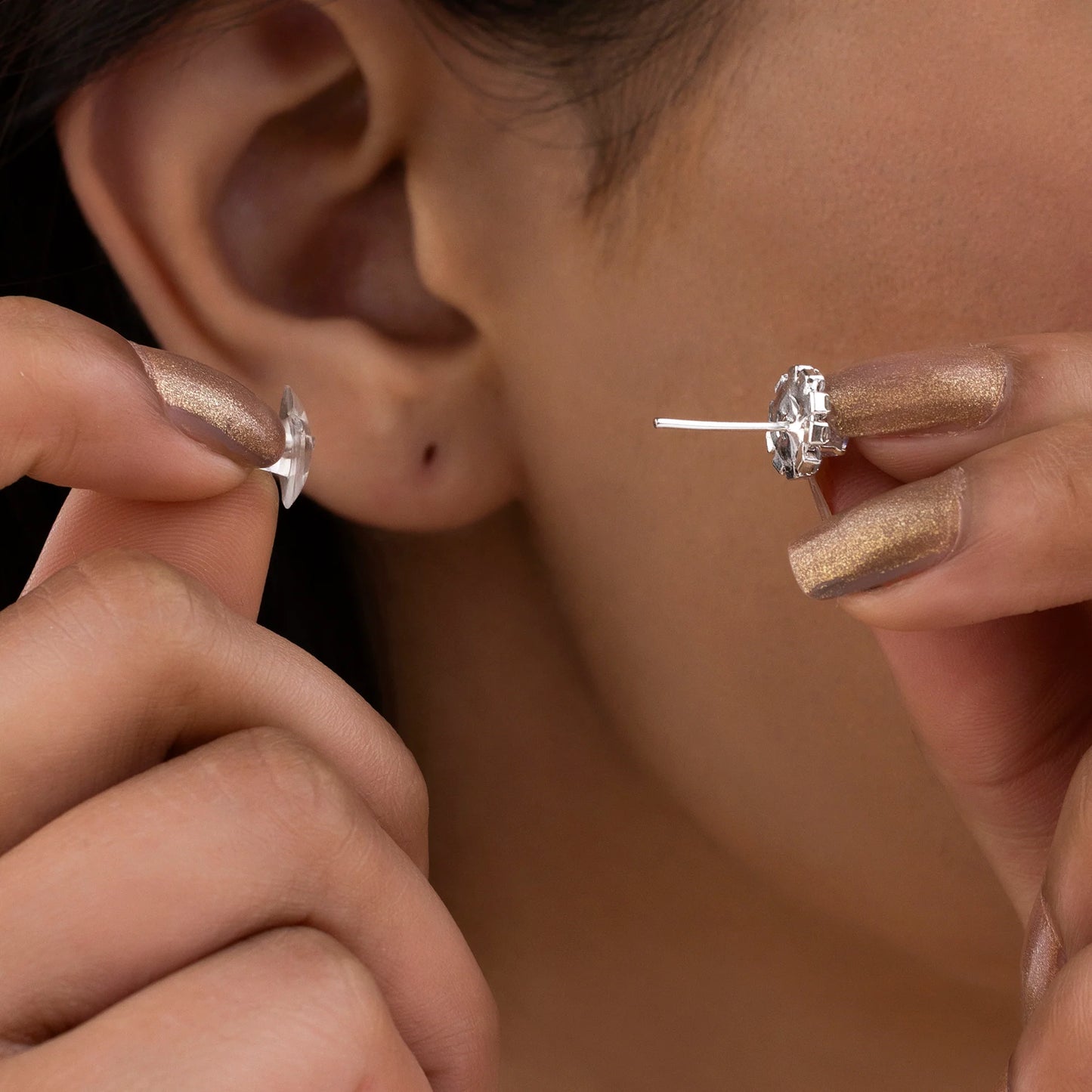 AUROZI Anti-Tarnish Solitaire Necklace Set With Earrings