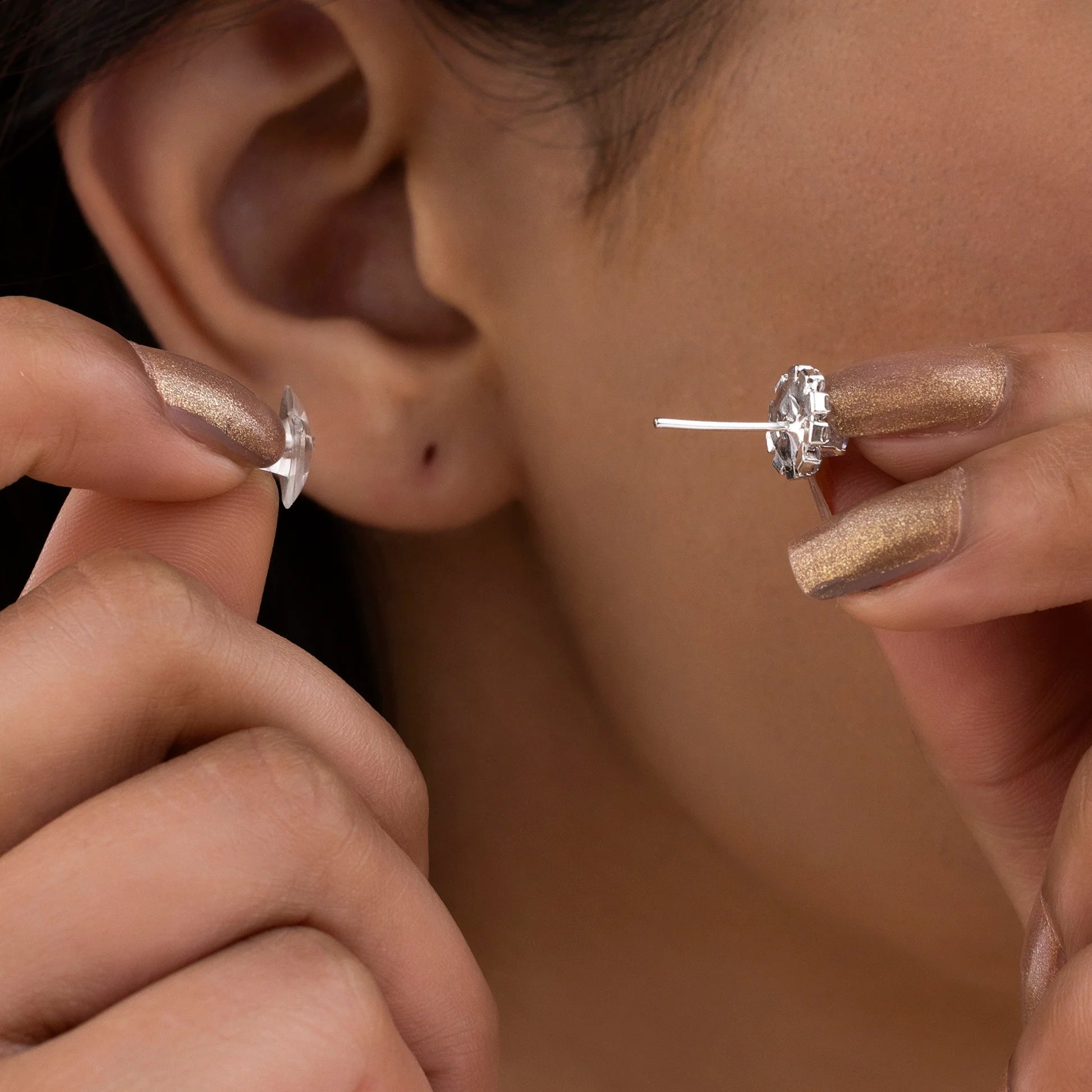 AUROZI Anti-Tarnish Solitaire Necklace Set With Earrings