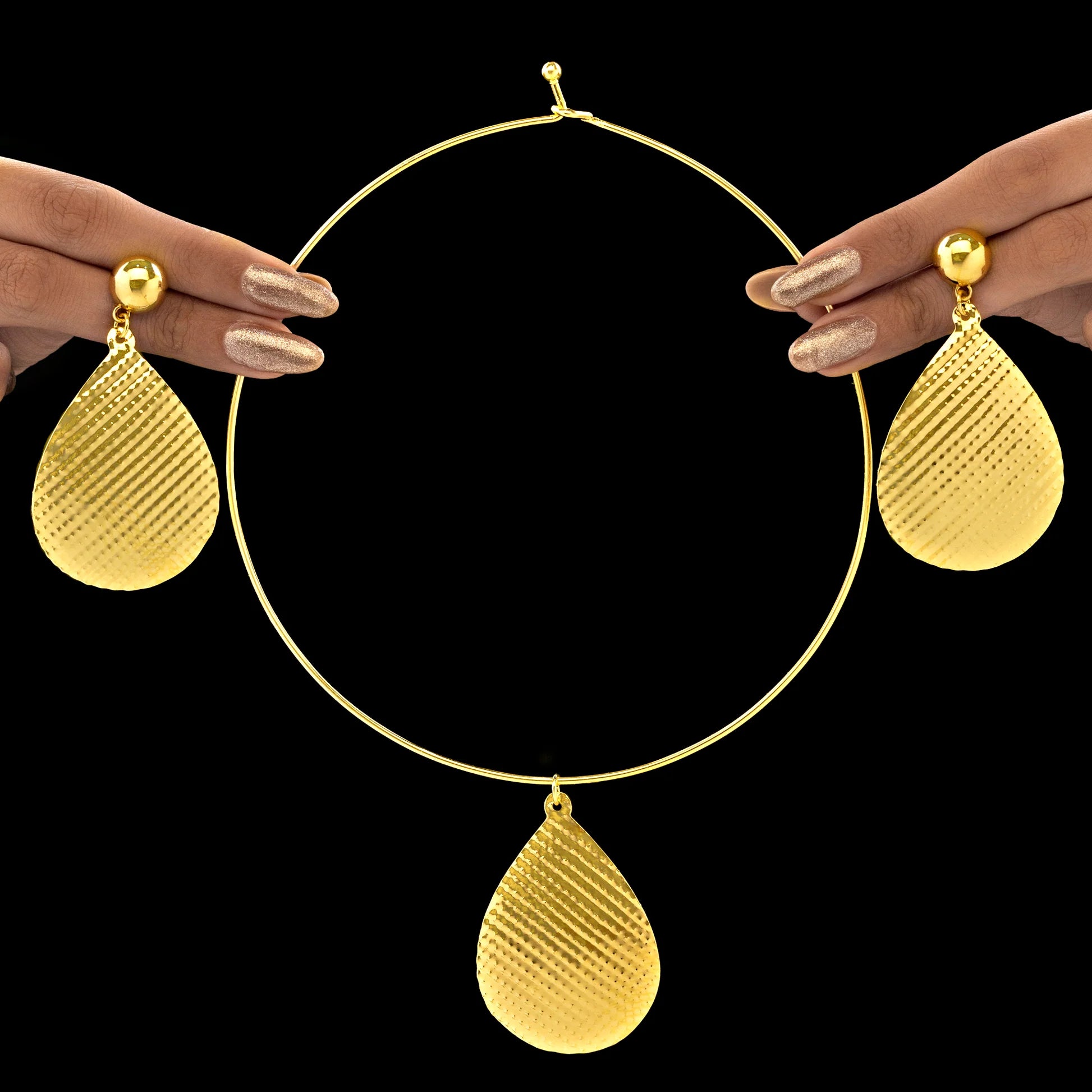 AUROZI Anti-Tarnish Waterdrop Necklace Set With Earrings