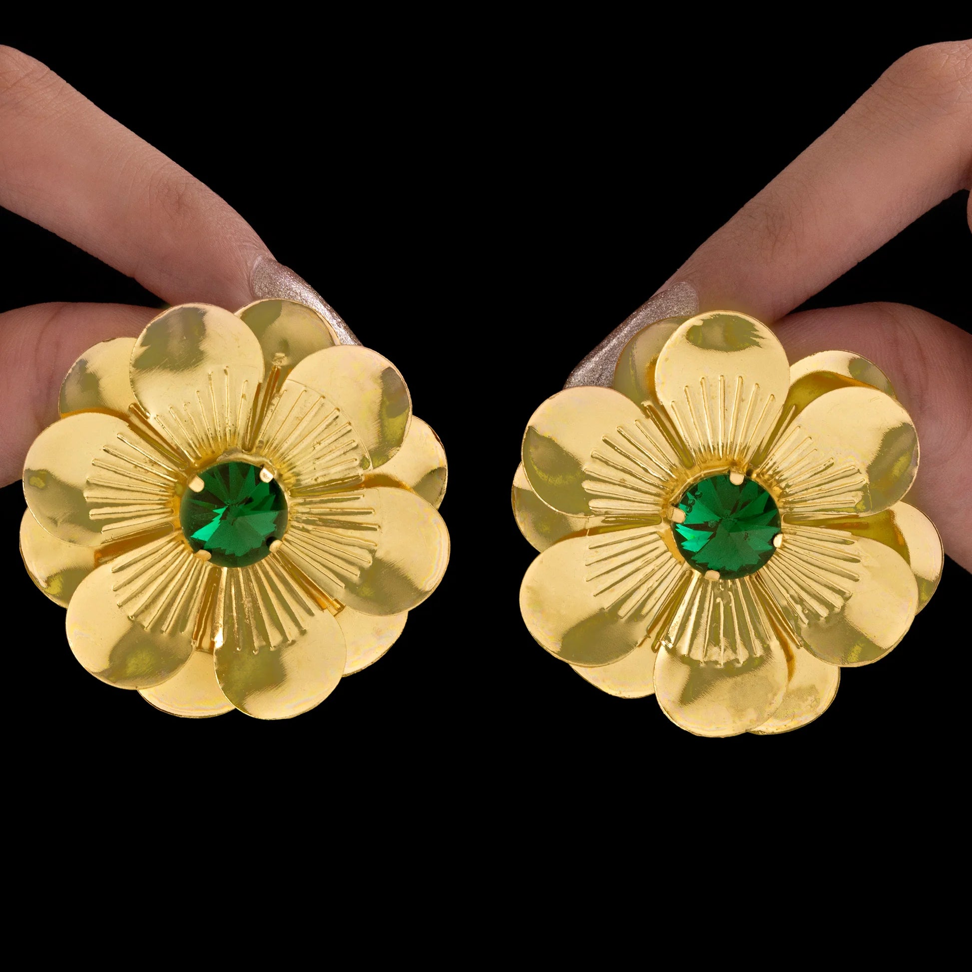 AUROZI Anti-Tarnish Daffodil Earrings